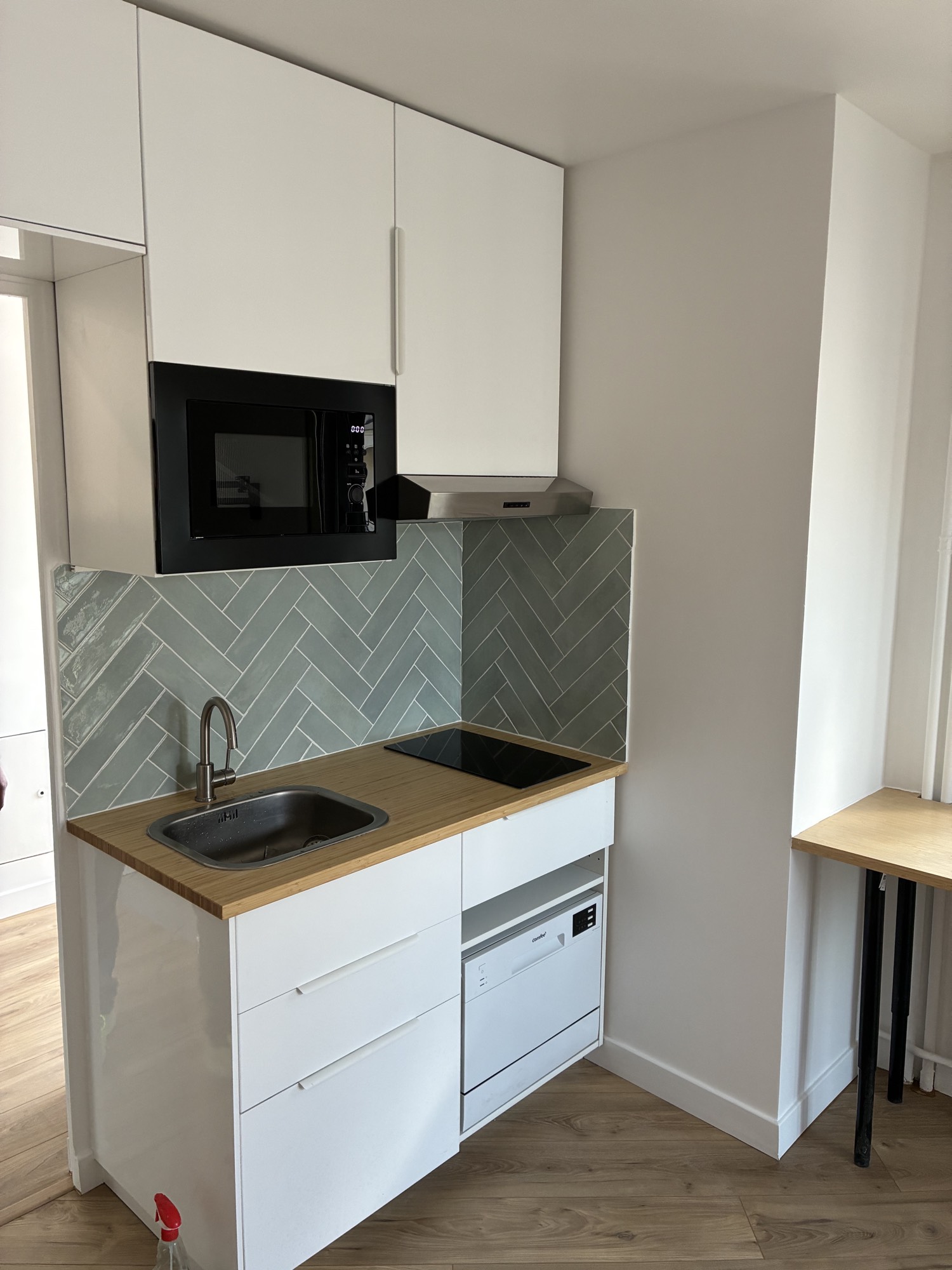 Kitchenette